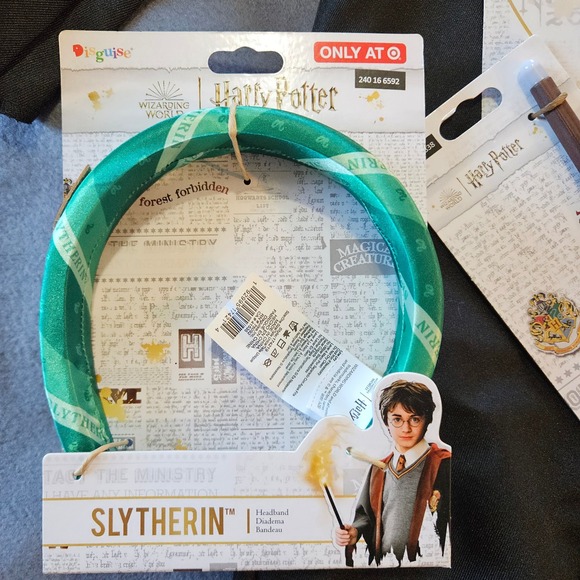 Harry Potter Hogwarts Robe Wand Scarf Headband Kids Costume Set - Picture 4 of 6